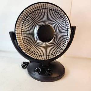lot 15 image: Preowned Kismile Radiant Heater Model S5315 Tested Works Good Condition