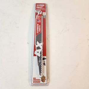lot 24 image: New Milwaukee Sawzall Carbide Teeth Blade 9 For Nail Embedded Wood