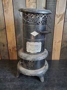 lot 6 image: Awesome Vintage Nesco Wood burning Stove