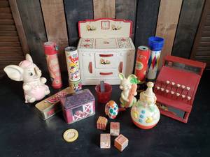 lot 44 image: Lot of Kits Toys Metal Oven Metal Cash Machine Kaleidescope and more