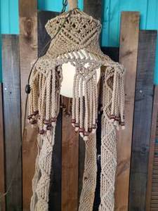 lot 70 image: Amazing LARGE Vintage Macrame Lighted Hanging Lamp and plant hanger
