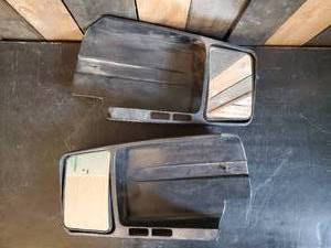 lot 95 image: 2 Extended Rearview Mirrors for a 2013 Ford F150