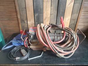 lot 113 image: Ramsey Winch Preowned Consigner states it works as it should with Remote