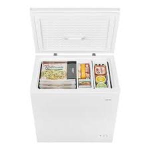 lot 2 image: Vissani 7.0 cu. ft. Manual Defrost Chest Freezer with LED Light in White Garage Ready  Customer Returns See Pictures