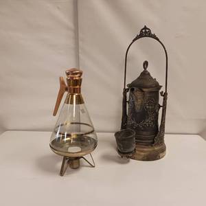 lot 28 image: Vintage 60s warming carafe and Antique Rogers 1901 Silver Plated Tipping TeaCoffee warmer Kettle
