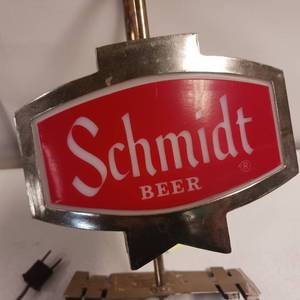 lot 40 image: Vintage Schmidt Beer Cash Register Lamp Heileman Brewing 1978