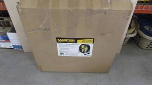 lot 8 image: Master 24 Portable Fan