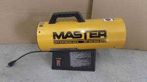 lot 37 image: Master 60,000 BTU Propane Heater