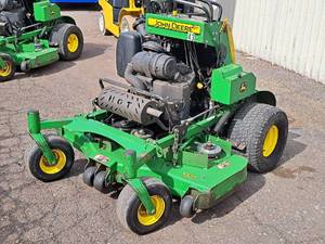 John Deere® 652R MOD QT 56"-Deck Mulch on Demand Riding Lawn Mower