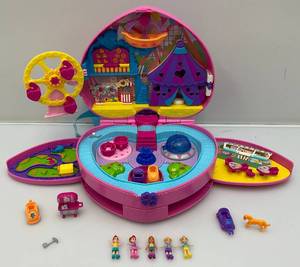 lot 84 image: Polly Pocket Theme park Backpack Compact With Dolls, Accessories And More