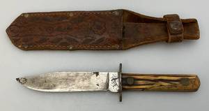 lot 132 image: Vintage Shapleighs Fixed Blade Sheath Knife With Bone Handle & Sheath (Handle Repaired)