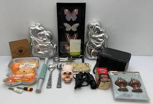 lot 173 image: Misc. Baking Pans, Household Items & More