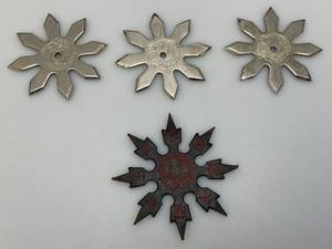 lot 188 image: Oriental Throwing Stars