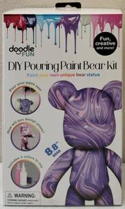 lot 11 image: Doodle Fun DIY Pouring Paint Bear Kit