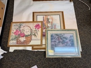 lot 26 image: Garden and Flowers