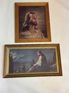 lot 44 image: Lot of (2) Jesus