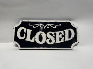 lot 12 image: Metal closed sign
