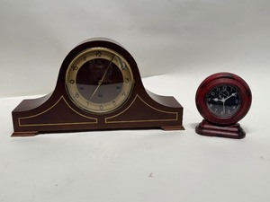 lot 33 image: Clocks