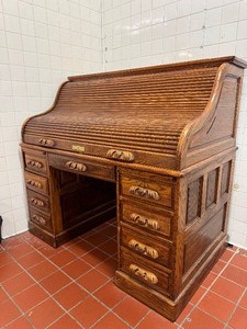 Roll-Top Desk