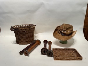 lot 55 image: Wicker Lot