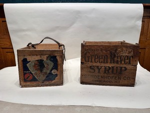lot 67 image: (2) Antique Wood CratesBoxes