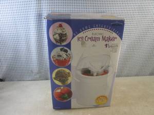 lot 127 image: (CS) Rival Electric Ice Cream Maker...