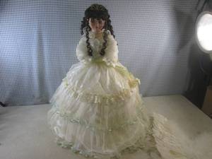 lot 128 image: (CS) Large Ceramic Standing Doll - ...