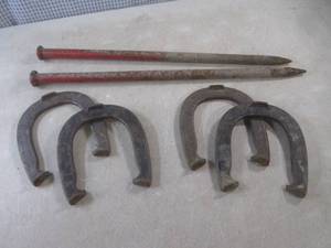 lot 132 image: (CSB) Horseshoe Set...
