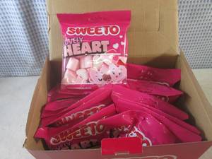 lot 185 image: (C-1) 12 Bags of Sweeto Lovely Hear...