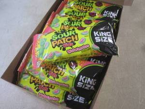 lot 264 image: (C-3) 18 King Size Bags of Watermel...