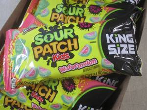 lot 265 image: (C-3) 18 King Size Bags of Watermel...