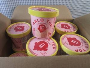 lot 270 image: (C-2) 12 Halo Top Strawberry Light ...