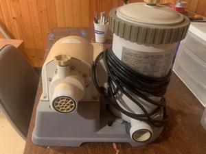 lot 11 image: Krystal Clear Filter Pool Pump Model 633t