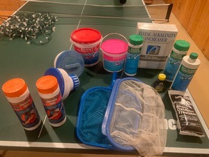 lot 9 image: Pool Supplies Lot