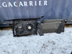 lot 53 image: Ford Radiator