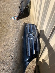 lot 67 image: Mercedes Benz hood