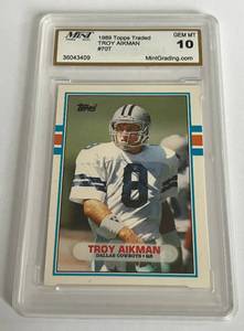 lot 9 image: Troy Aikman RC Graded Gem Mint 10 1989 Topps Traded #70T Rookie Football Card
