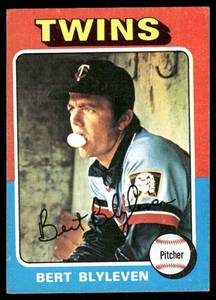 lot 107B image: Bert Blyleven 1975 Topps #30 Minnesota Twins Baseball Card