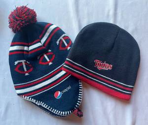 lot 43D image: 2 Minnesota Twins Winter Hats Stadium Giveaway - Baseball