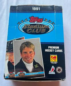 lot 45D image: 1991 Topps Stadium Club Hockey 36 Pack Box