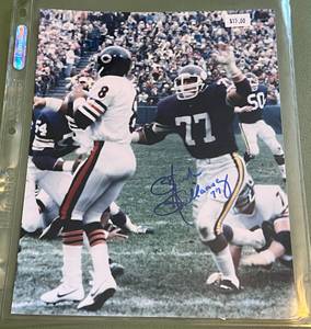 lot 23C image: Mark Mullaney Signed 8x10 Minnesota Vikings Football Photo