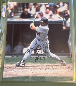 lot 25C image: Kent Hrbek Signed 8x10 Minnesota Twins Baseball Photo