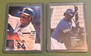 lot 28C image: Ken Griffey Jr. 2-Card Rookie Lot Baseball Cards