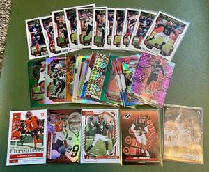 lot 29C image: Cincinnati Bengals 27 Card Lot w. JaMarr Chase RC and 4 Joe Burrow Football Cards