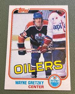 lot 134B image: Wayne Gretzky 1981 Topps #16 Vintage Hockey Card