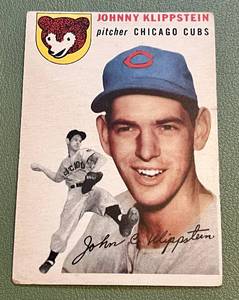 lot 189 image: 1954 Topps Johnny Clippstein #189 Vintage Baseball Card