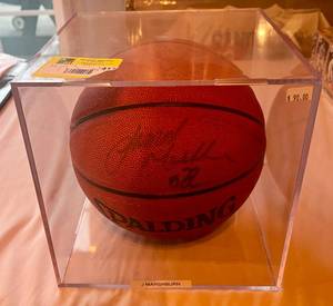 lot 217 image: Jamaal Mashburn Signed Spalding NBA Basketball with Case