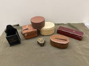 lot 12 image: Vintage Decorative Box Collection