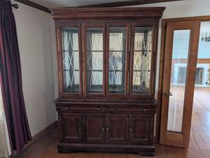 lot 15X image: Elegant Dark Wood China Cabinet  247