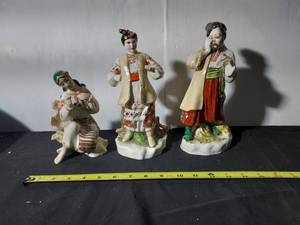 lot 27X image: Porcelain Cultural Figurine Set  164